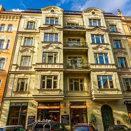 Luxury In The Jewish Quarter Of * براغ